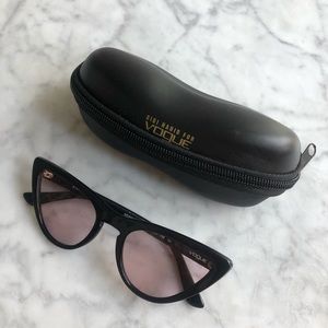 Gigi Hadid x Vogue Eyewear Pink Cat-Eye Sunglasses